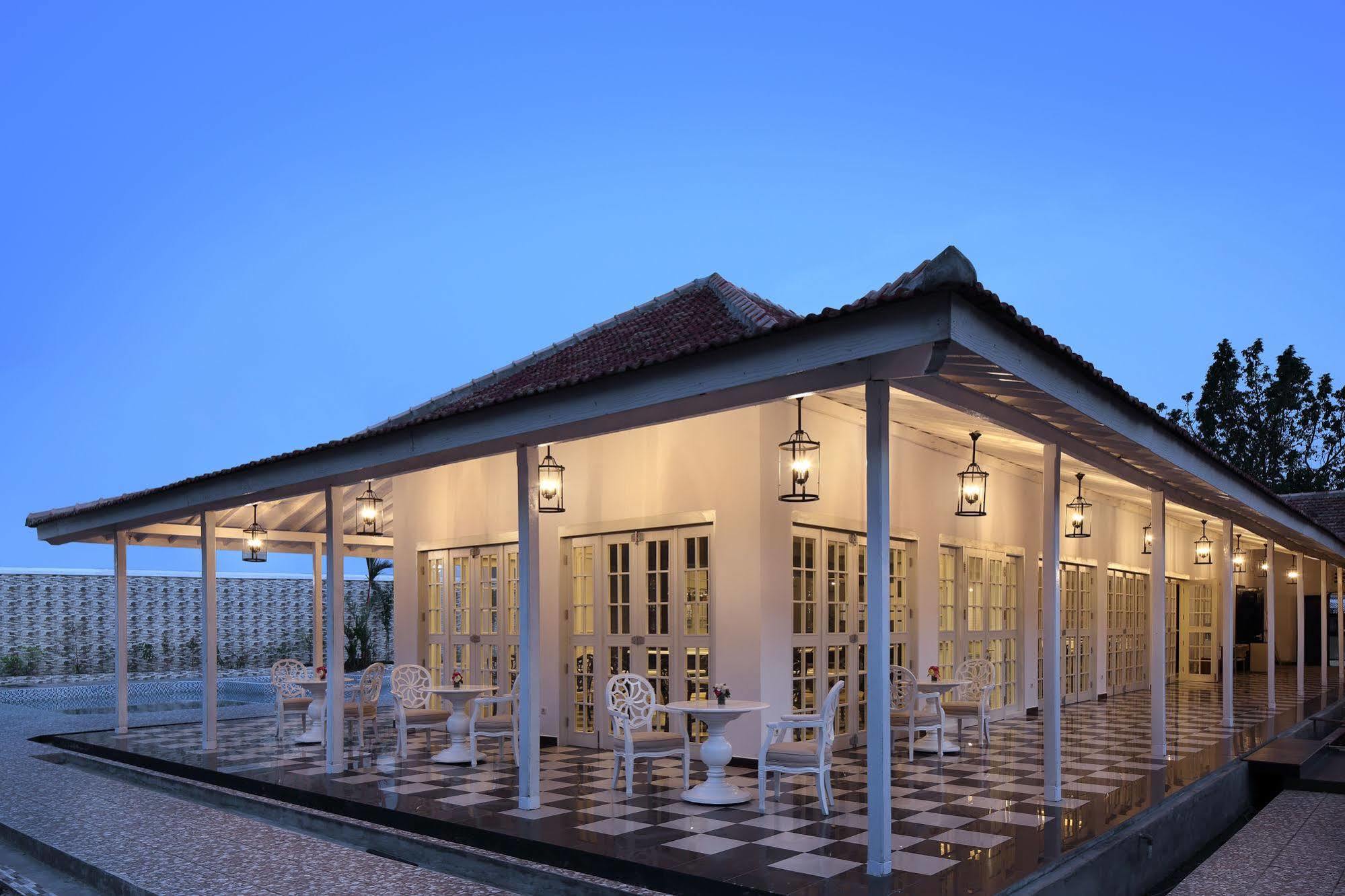 Menumbing Heritage Hotel Pangkal Pinang Ngoại thất bức ảnh